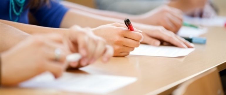 Поганий показник в Україні: закарпатські випускники здали ЗНО найгірше