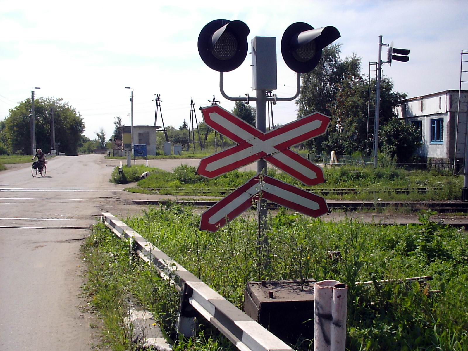 ДТП в Ужгороді: на переїзді збили людину