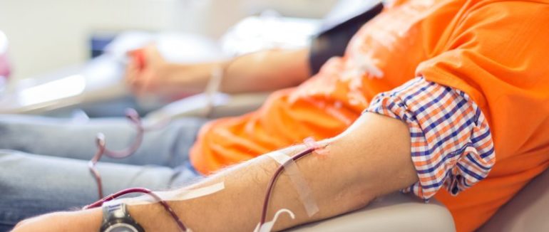 У Львові рятують життя: трирічній дівчинці з коронавірусом терміново потрібна кров рідкісної групи