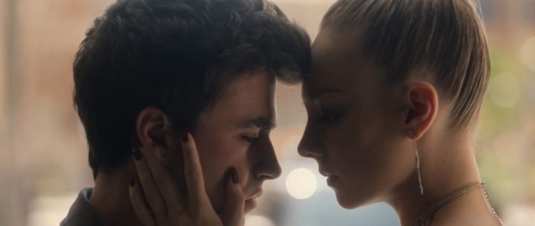 Без реєстрації: Netflix відкрив безкоштовний доступ до 10 фільмів і серіалів