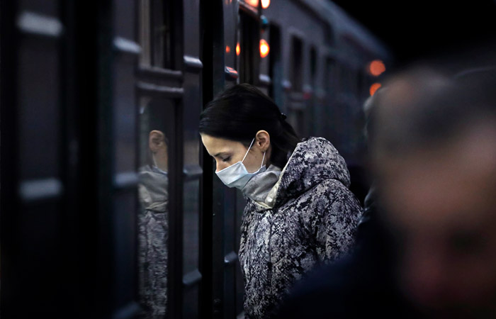 У МОЗ спрощують вихід із самоізоляції для контактних осіб