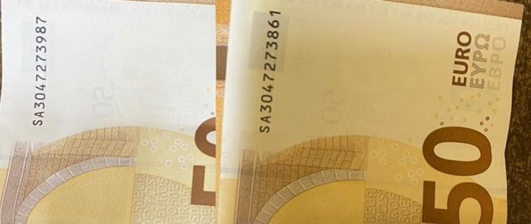 100 доларів та 100 євро: на кордоні Закарпаття продовжують пропонувати хабарі