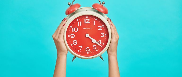 Зимовий час у 2020 році: коли переводимо годинник