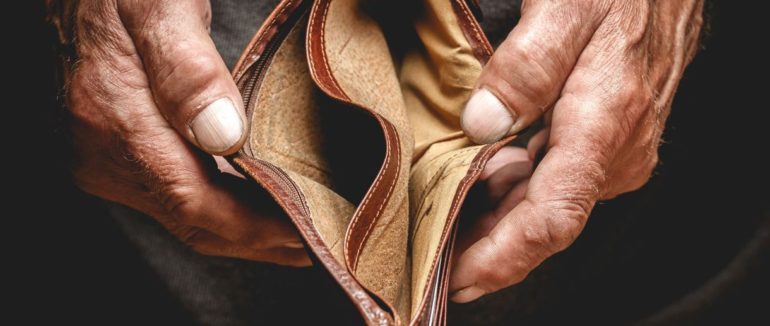 Показники невтішні: бідність торкнеться майже половини українців