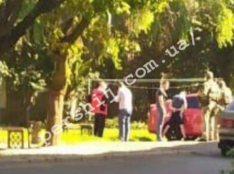 Озброєне пограбування у Мукачеві: силовики затримали підозрюваних у нападі