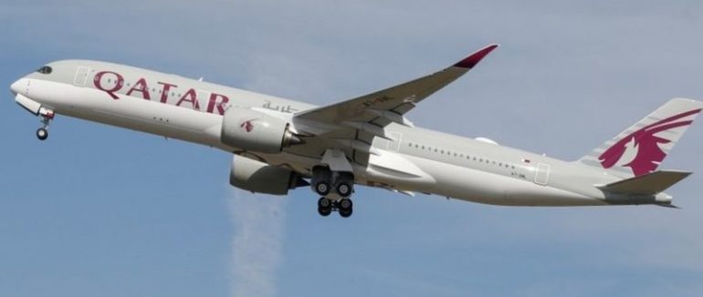 Жінок примусово обстежували в аеропорту, бо в туалеті знайшли недоношену дитину