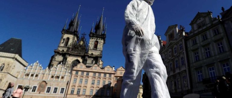 Відзавтра в Чехії вводиться нічна комендантська година