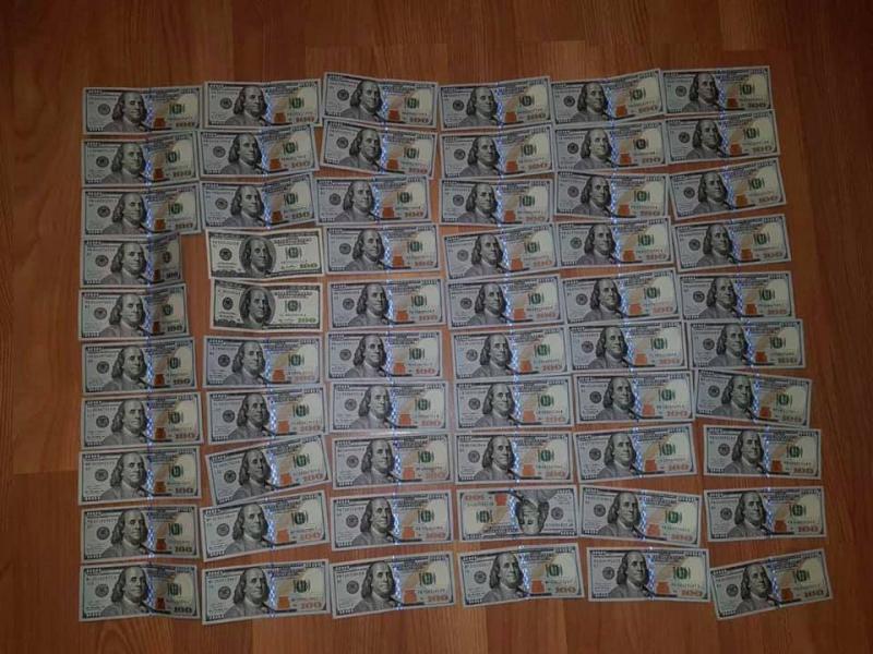 Крадіжка на Рахівщині: 24-річний мукачівець поцупив 180 тисяч гривень у 70-річної жінки