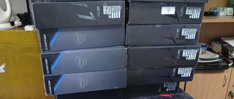 На Закарпатті митники зупинили незаконне ввезення техніки