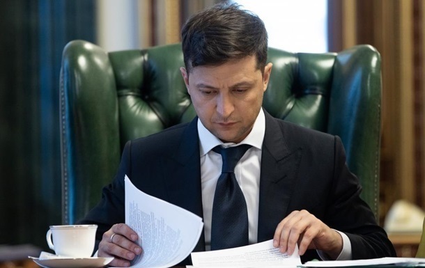 Посвідка на проживання за спрощеною процедурою: Зеленський підписав указ про залучення ІТ-спеціалістів з Білорусії