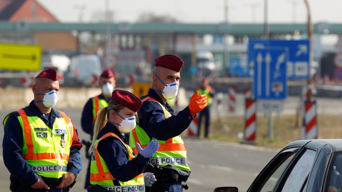Пандемія б`є рекорди: Угорщина потрапила до "червоної зони". При поверненні обов`язкова самоізоляція або ПЛР-тест