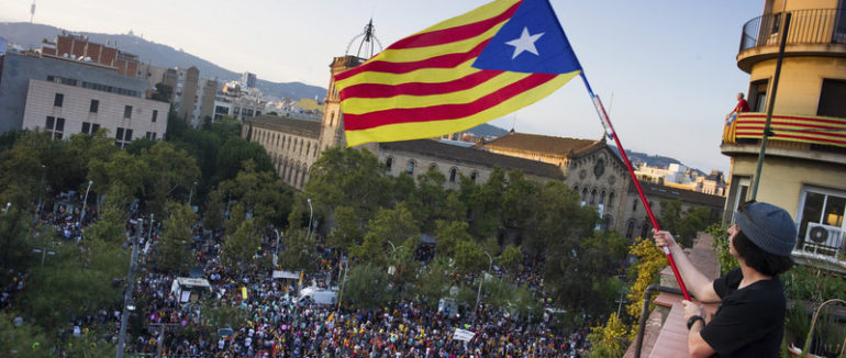 Каталонія оголосила про закриття регіону на 15 днів