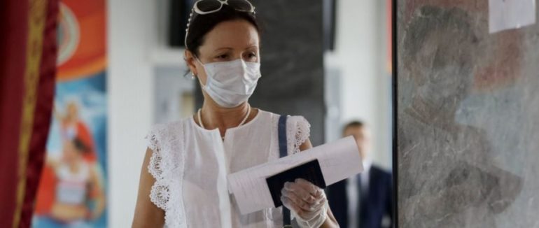 Місцеві вибори: у МОЗ розповіли, як голосуватимуть хворі на COVID-19