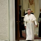 Римсько-католицька церква в Україні відхрестилась від слів Папи про підтримку гей-шлюбів