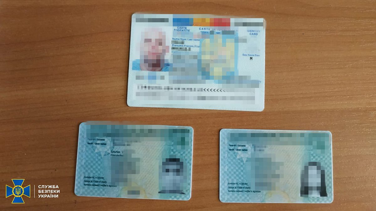 Фальшивий паспорт ЄС за 300 доларів: СБУ викрила міжрегіональну схему підробки документів