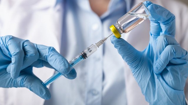 Американська фармкомпанія починає випробування вакцини від коронавірусу на дітях
