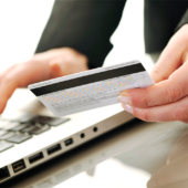 До уваги користувачів “Приват Банку”: тимчасово буде недоступна робота мобільного додатку, терміналів та банкоматів