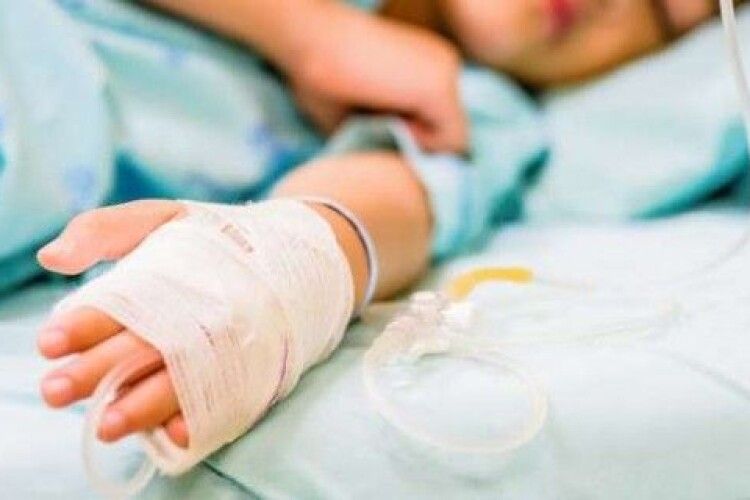 В Івано-Франківській області від ускладнень коронавірусу помер восьмирічний хлопчик