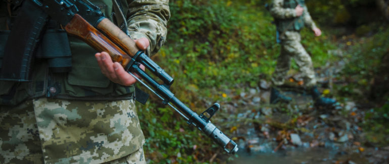 Тютюнова контрабанда на Закарпатті: біля ПП “Ділове” виявили три тисячі пачок сигарет