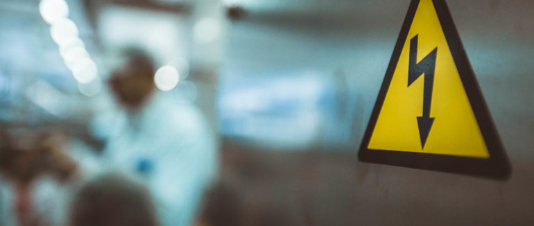 Вбило електричним струмом: на Мукачівщині загинула 9-річна дівчинка