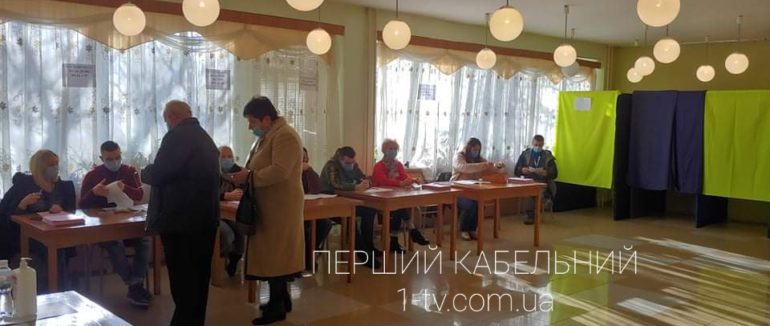 Другий тур виборів в Ужгороді: явка виборців менша