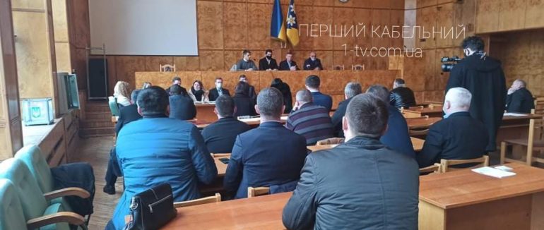 У Хусті відбулась перша сесія нового скликання Хустської районної ради