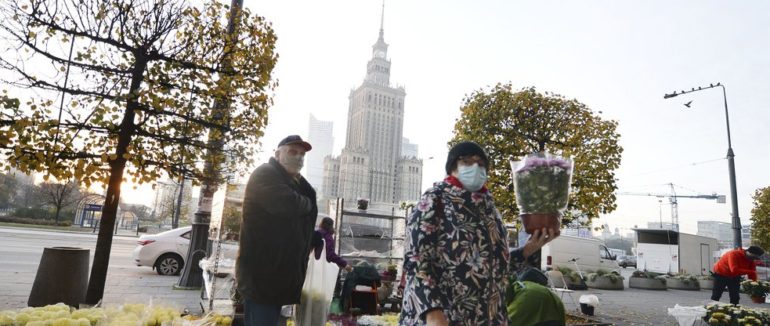 Відсьогодні в Польщі діє жорсткий карантин