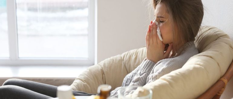 Цинк – важливий мікроелемент, що бореться з коронавірусом. Основні ознаки його нестачі, які послаблюють організм