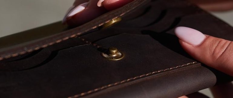 Відсьогодні в Україні введено в обіг монету номіналом 10 гривень