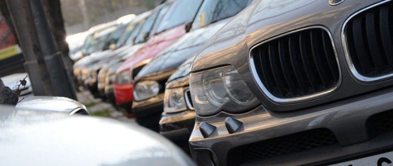 Доступне розмитнення “євроблях”: президент відреагував на петицію