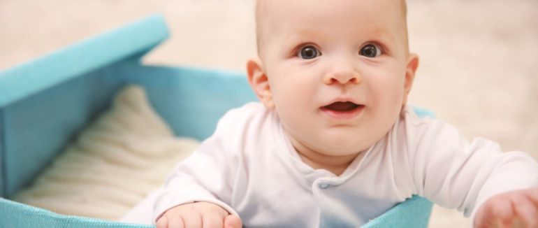 Уряд затвердив оновлений порядок видачі «бебі-боксів»