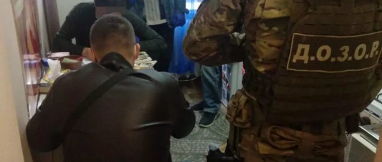 Нелегальна міграція на Закарпатті: прокуратура погодила підозри двом мешканям Виноградівщини