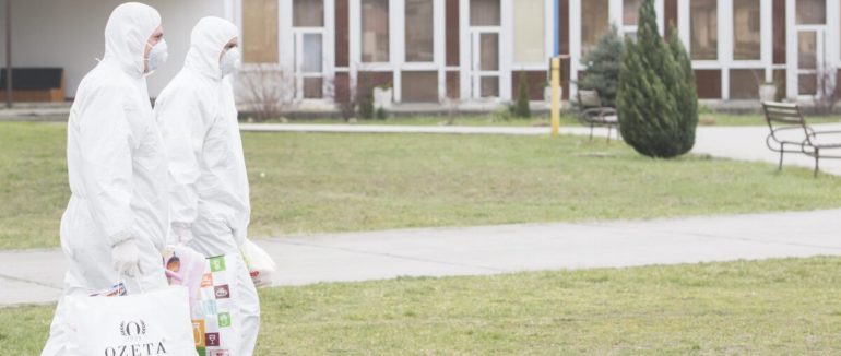 Одне з міст Словаччини повертається до звичного життя після масового тестування