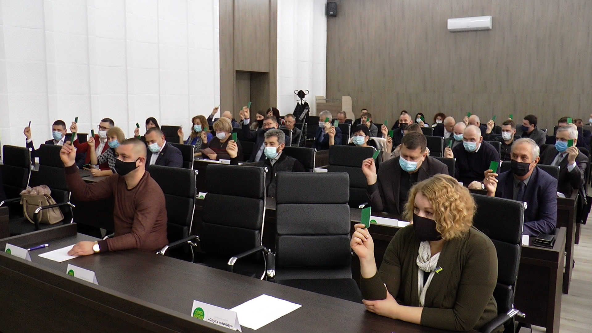 Сесія в Ужгороді: децентралізація комунальних підприємств та передача їх у власність ОТГ