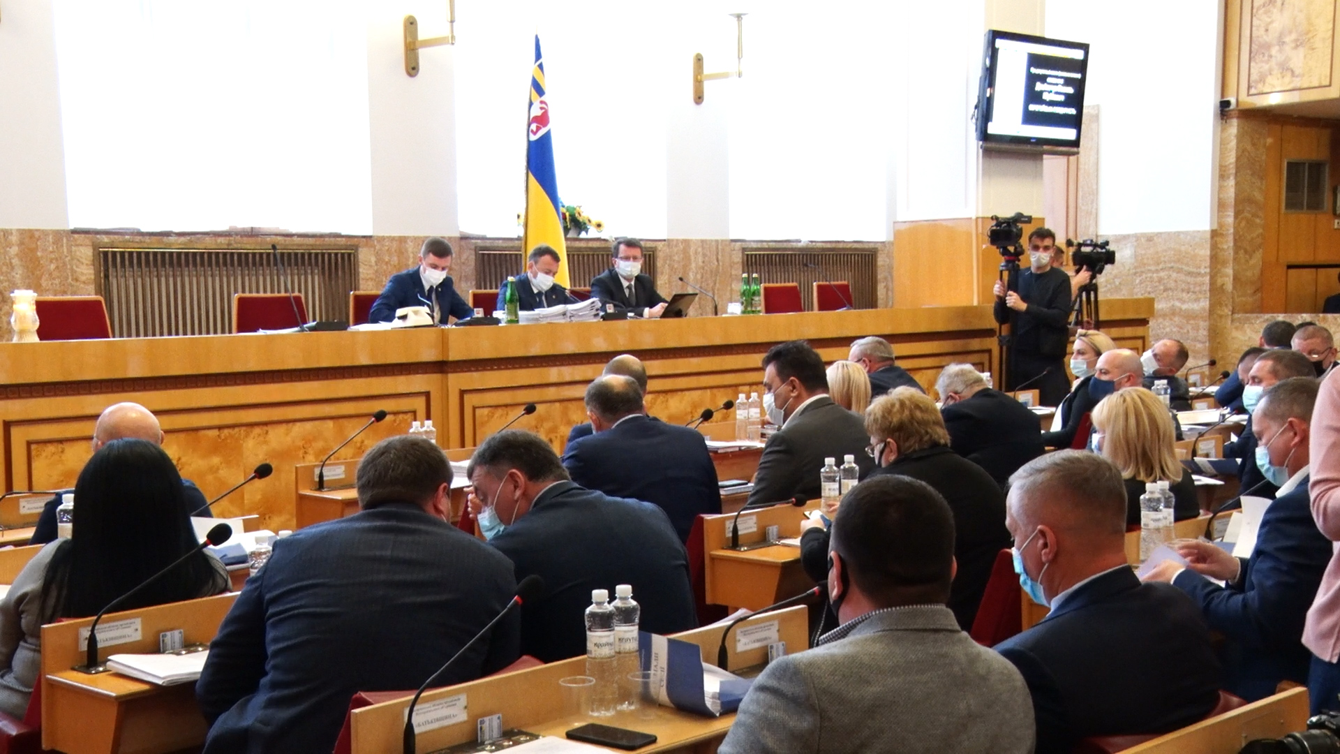 У стінах Закарпатської обласної ради депутати затвердили бюджет