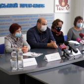 В Ужгороді обговорили нестачу обладнання для променевої терапії