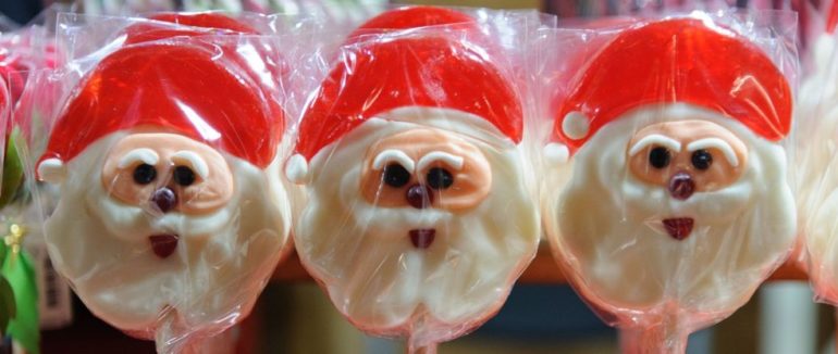 Уряд дозволив ресторанам на Новий рік працювати всю ніч