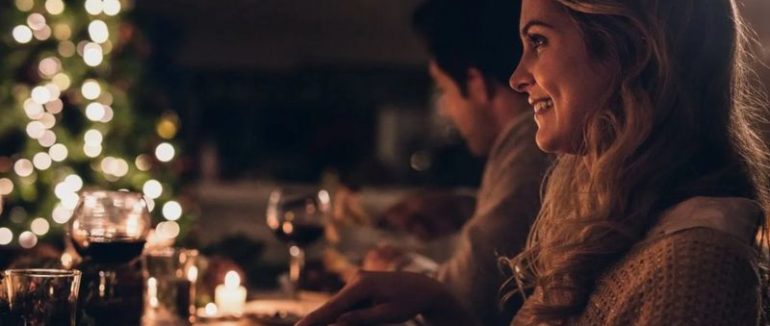 Чому ми переїдаємо на свята? З чим це пов’язано та як уникнути зайвих кілограмів після свят