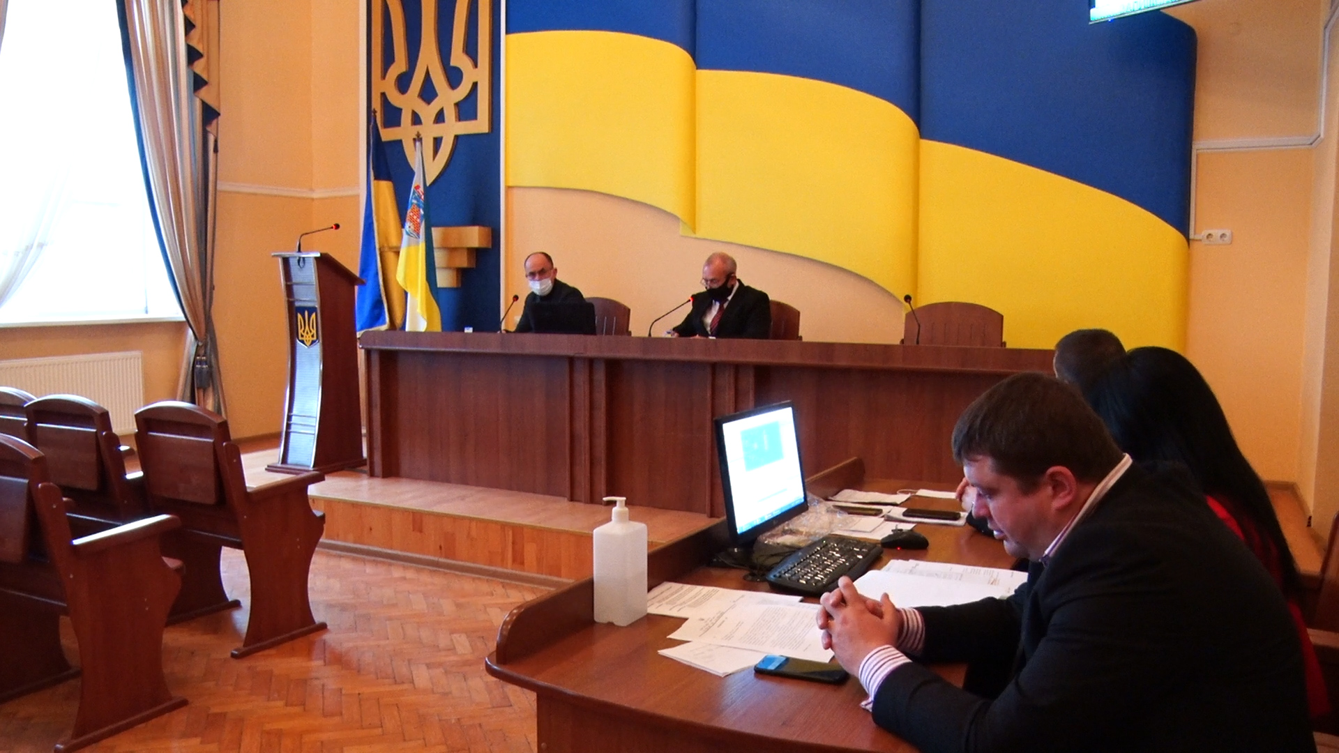 Бюджетні питання: у Хусті відбулося засідання сесії міської ради