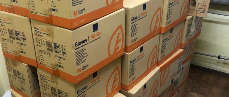 Обрав “зелений коридор”: на ПП “Лужанка” зупинили медичну контрабанду