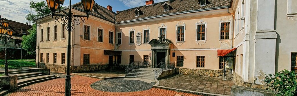 Нова туристична родзинка Закарпаття: у Мукачеві планують відреставрувати Палац князів Ракоці