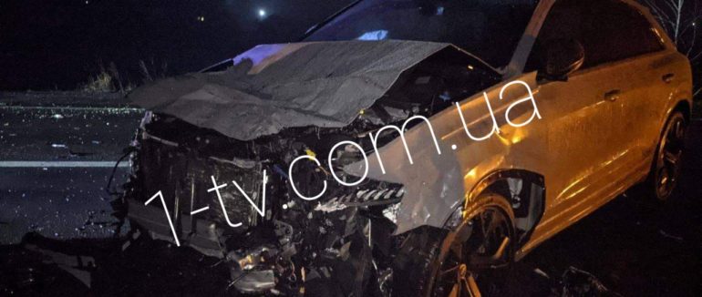 На трасі “Київ – Чоп” зіткнулися три автівки: смертельна аварія на Ужгородщині