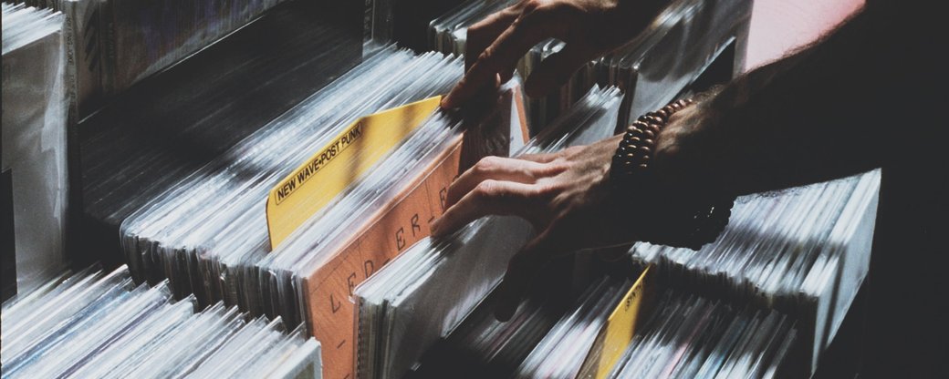 У США за тиждень продажі вінілових платівок побили історичний рекорд