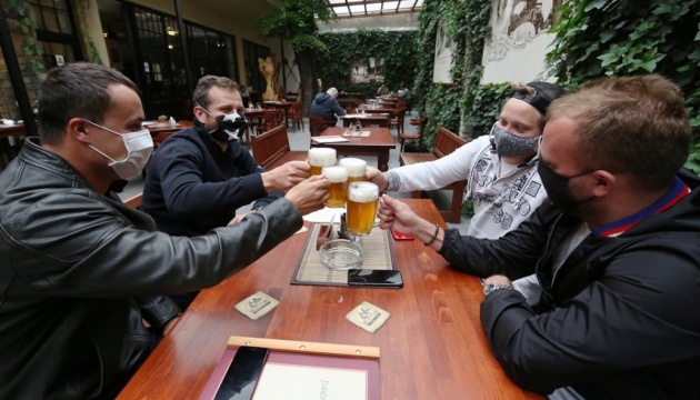 Вночі виходити заборонено: Чехія посилила карантин