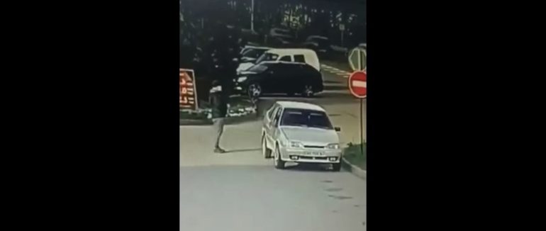 Офіційні подробиці пограбування на АЗС у Мукачеві