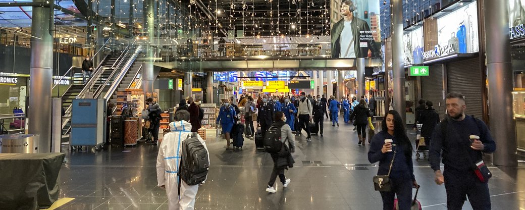 Подорожувати безпечно: як вберегти себе на новорічні свята пояснює Центр громадського здоров`я