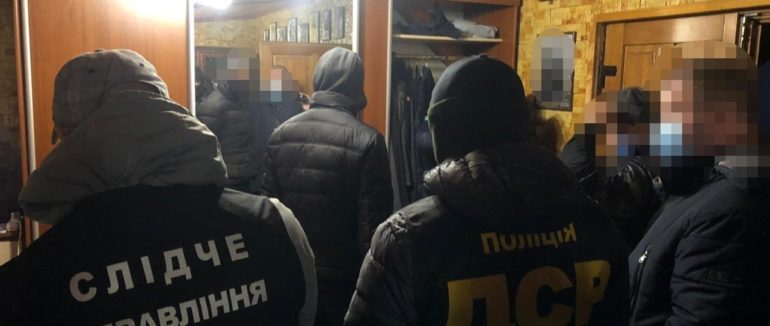 Спецоперація на Закарпатті: затримали двох уродженців Словаччини, що займалися незаконним переміщенням осіб через кордон