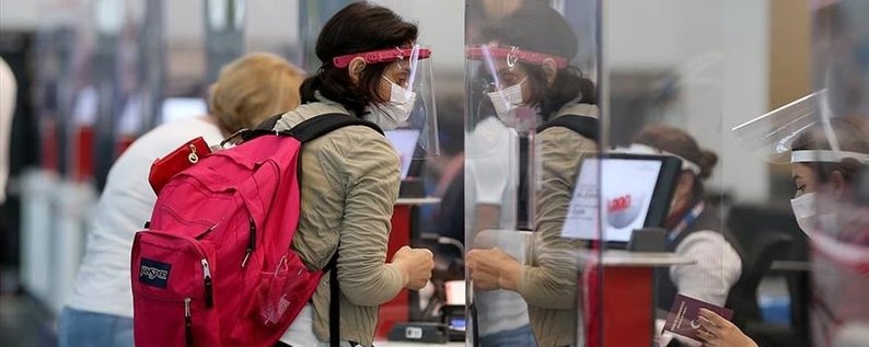 Відзавтра Туреччина посилює правила в’їзду для туристів. Обмеження діятимуть до березня