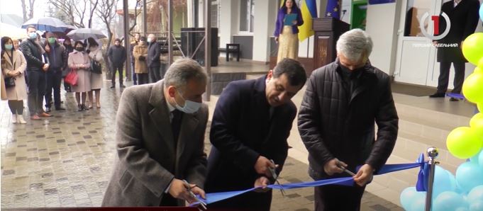 У Поляні офіційно відкрили сучасний Центр надання адміністративних послуг