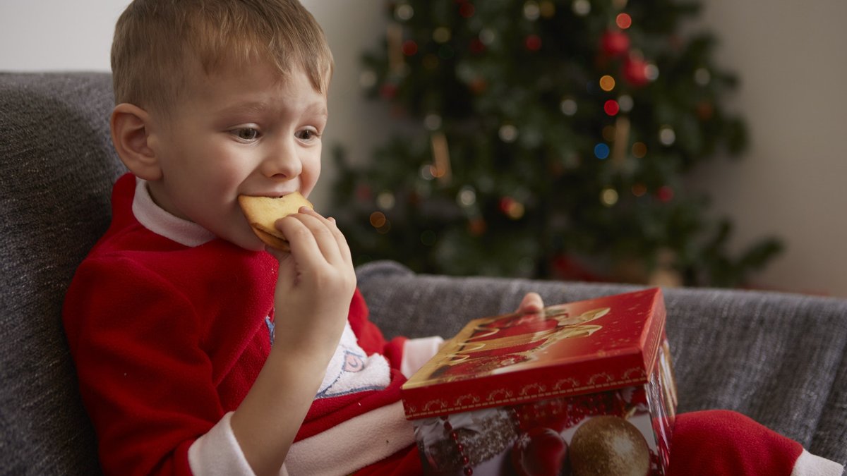 Яку книжку подарувати дитині на Новий рік: 6 порад